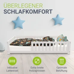 Kinderbett Naya Bodenbett aus Holz für Kinder - mit Lattenrost & Rausfallschutz