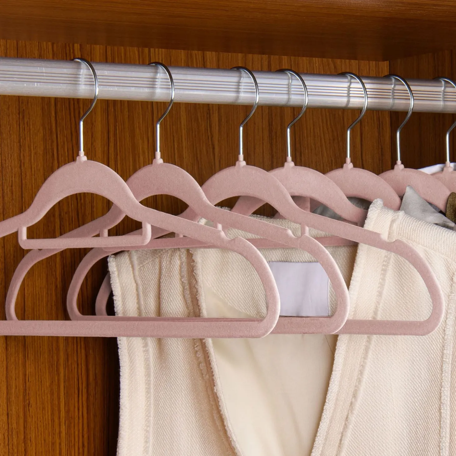 Kleiderbügel - Samt Bügel für Garderobe - rutschfest mit Samtbezug
